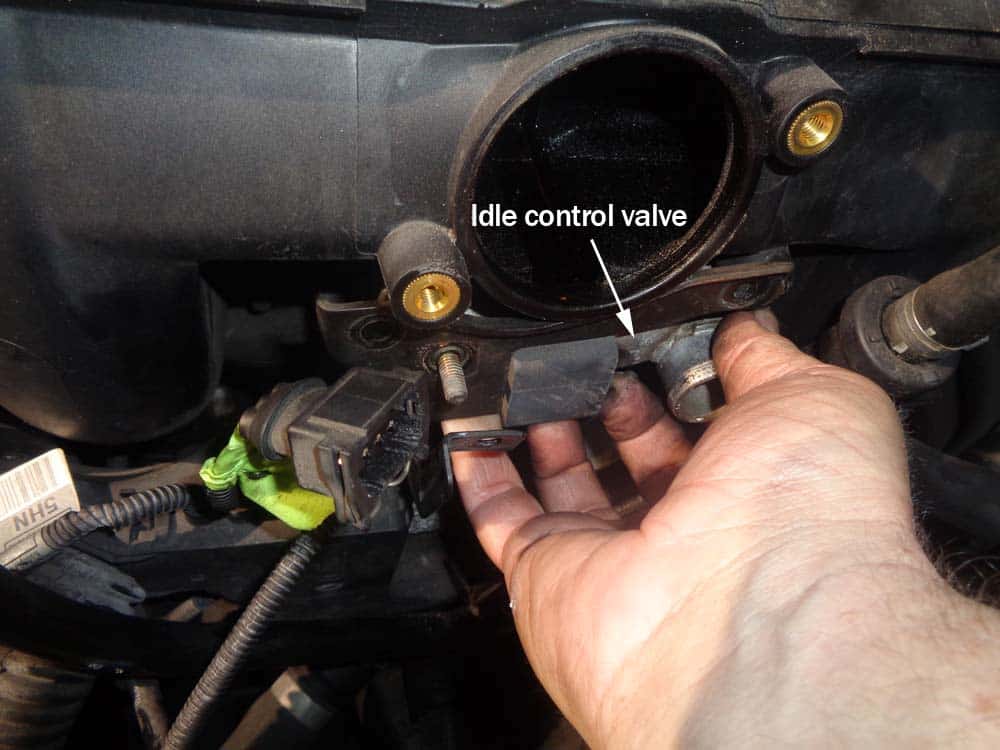 See U1852 repair manual